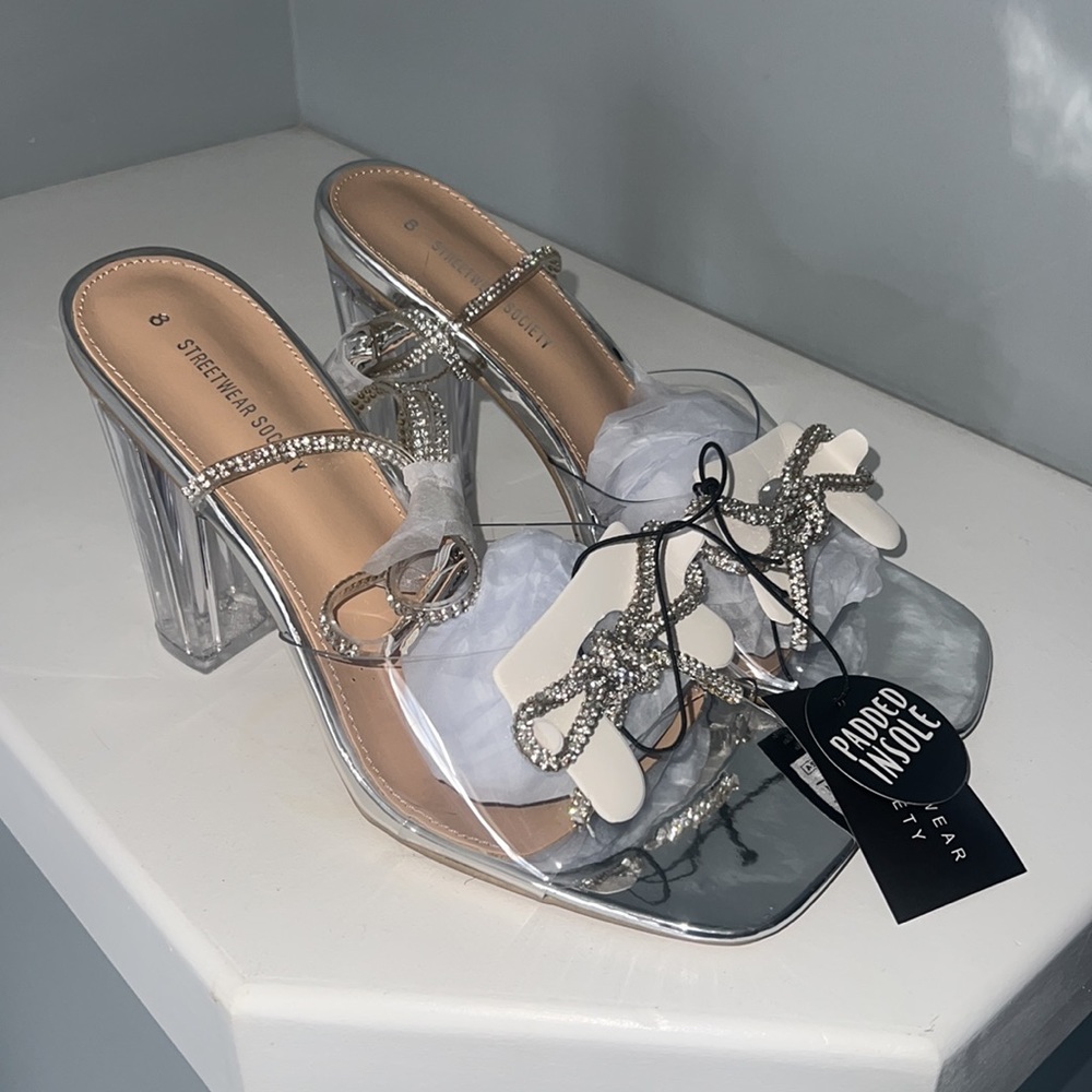 Clear Silver Rhinestone Bow Heels - Picture 3 of 9